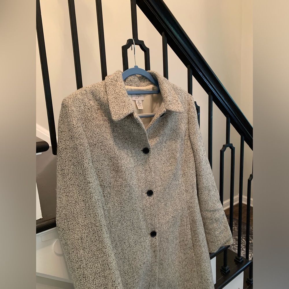 LOFT gray tweed car coat~ good condition ~ size 10 - Picture 10 of 10